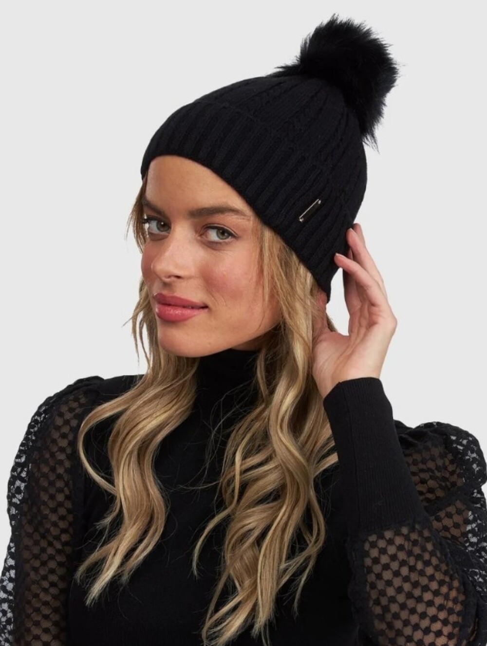 GORSKI KNIT HAT WITH SILVER FOX POMPOM